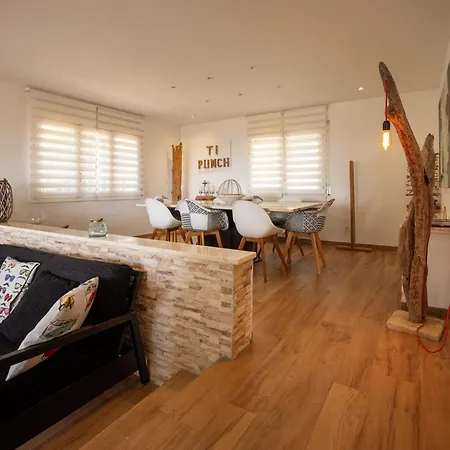 Holiday home Rosa By Alventholidays *